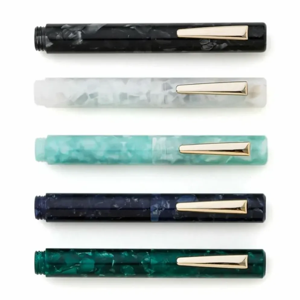 Hightide Attache Marbled Fountain Pen