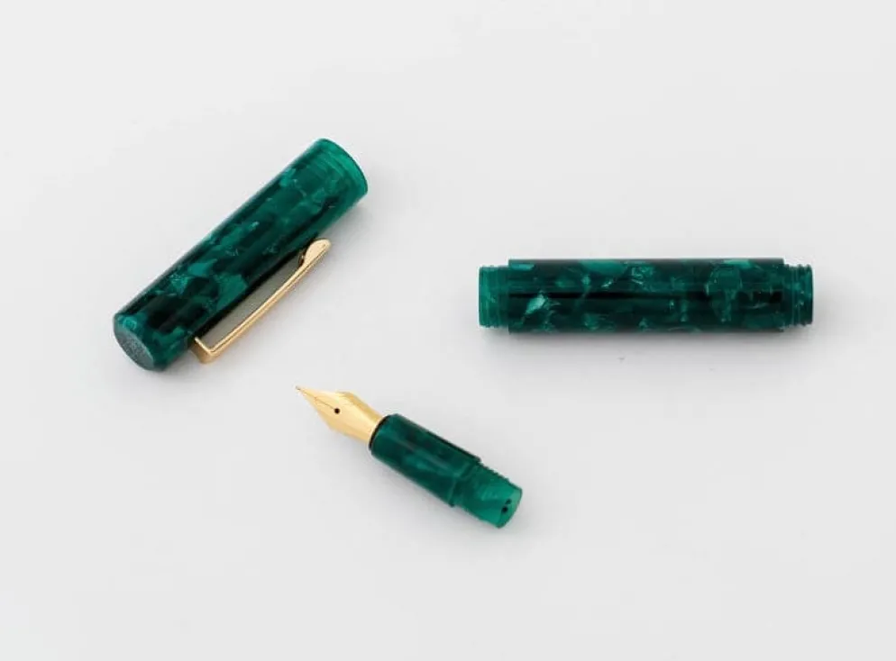 Hightide Attache Marbled Fountain Pen