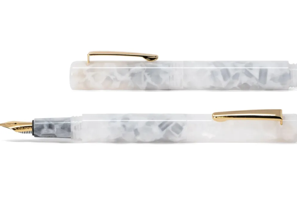 Hightide Attache Marbled Fountain Pen