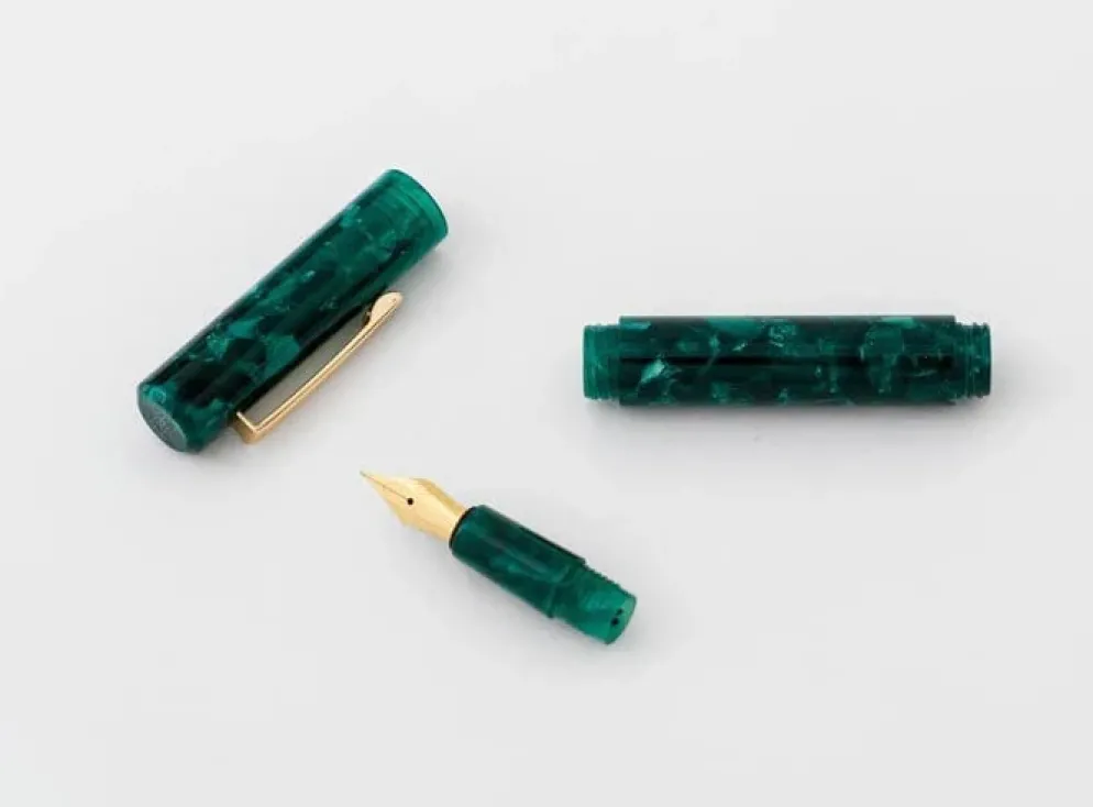 Hightide Attache Marbled Fountain Pen