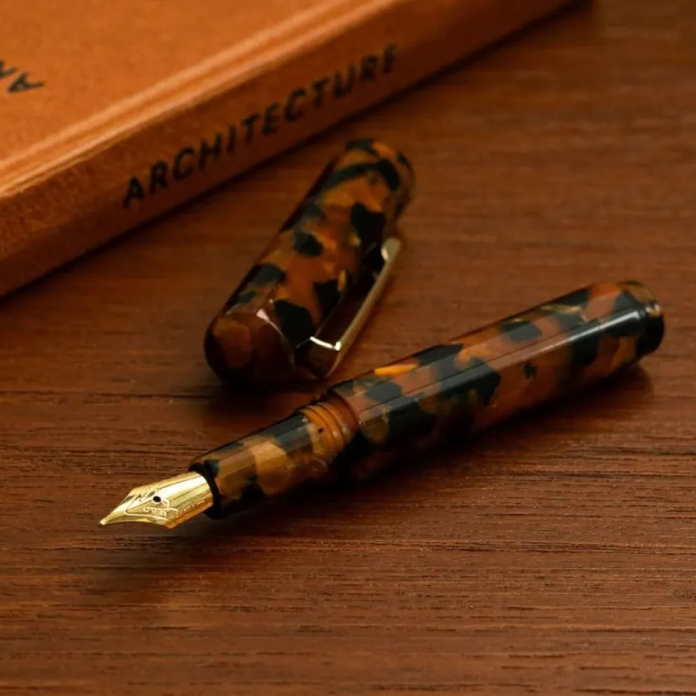 Hightide Attache Marbled Fountain Pen