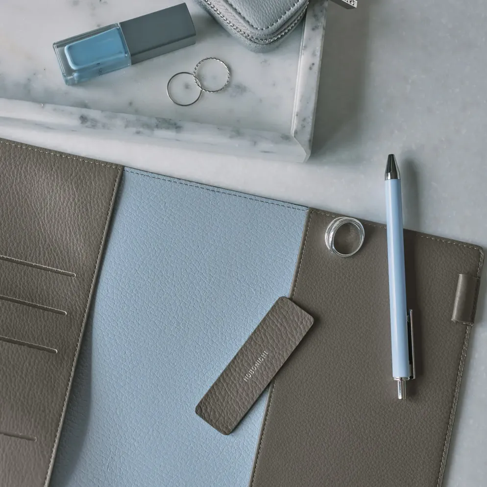 Hobonichi 2026 A5 Cousin Cover: Leather - Taut (Gray & Light Blue)