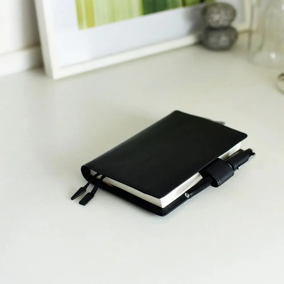 Hobonichi A6 Planner Cover: Leather - TS Basic - Black