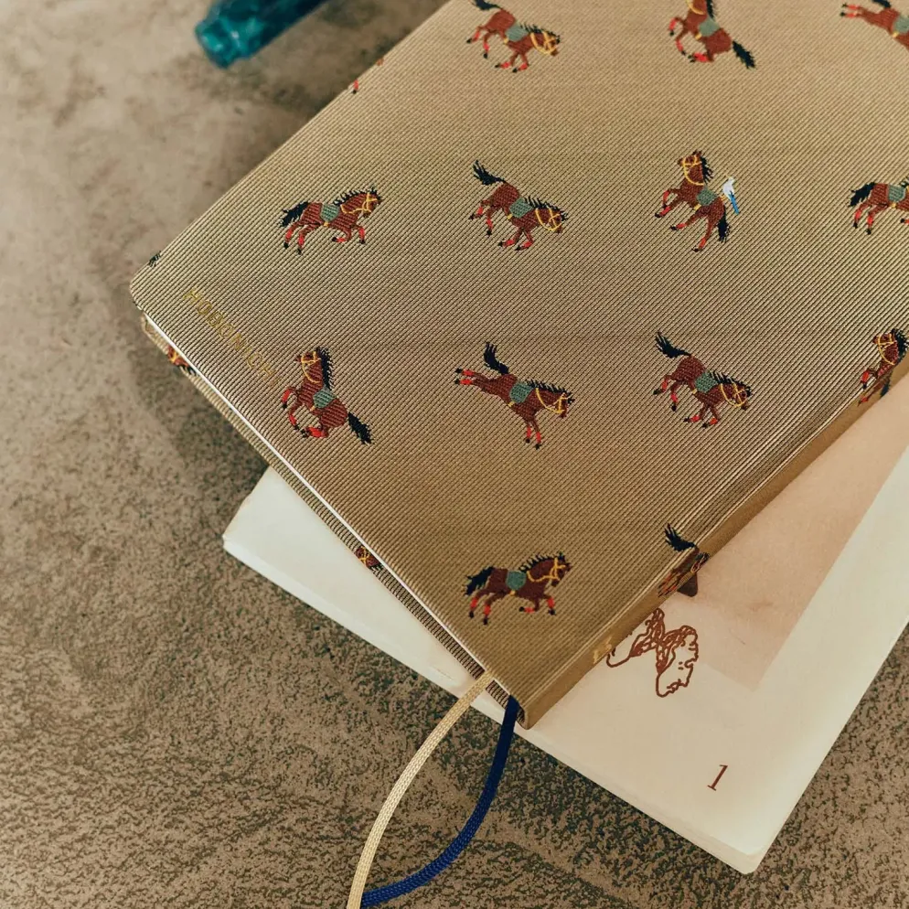 Hobonichi HON A6 2026 Planner: Bow & Tie - Galloping Horses