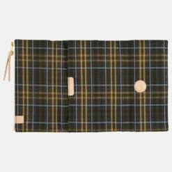 Hobonichi 2027 Weeks Cover: Tragen - Bitter Plaid