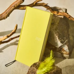 Hobonichi 2027 Weeks Mega: Colors - Canaria Yellow