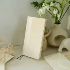 Hobonichi 2027 Weeks: White Line - Ivory