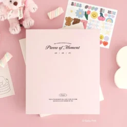Iconic Collect Self-Adhesive Photo Album — 25 Sheets