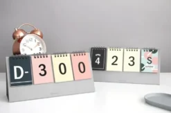 Iconic D-Day Desk Calendar – Perpetual Countdown & Date Tracker