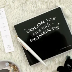 Iconic Pigment Notebook [Grid]