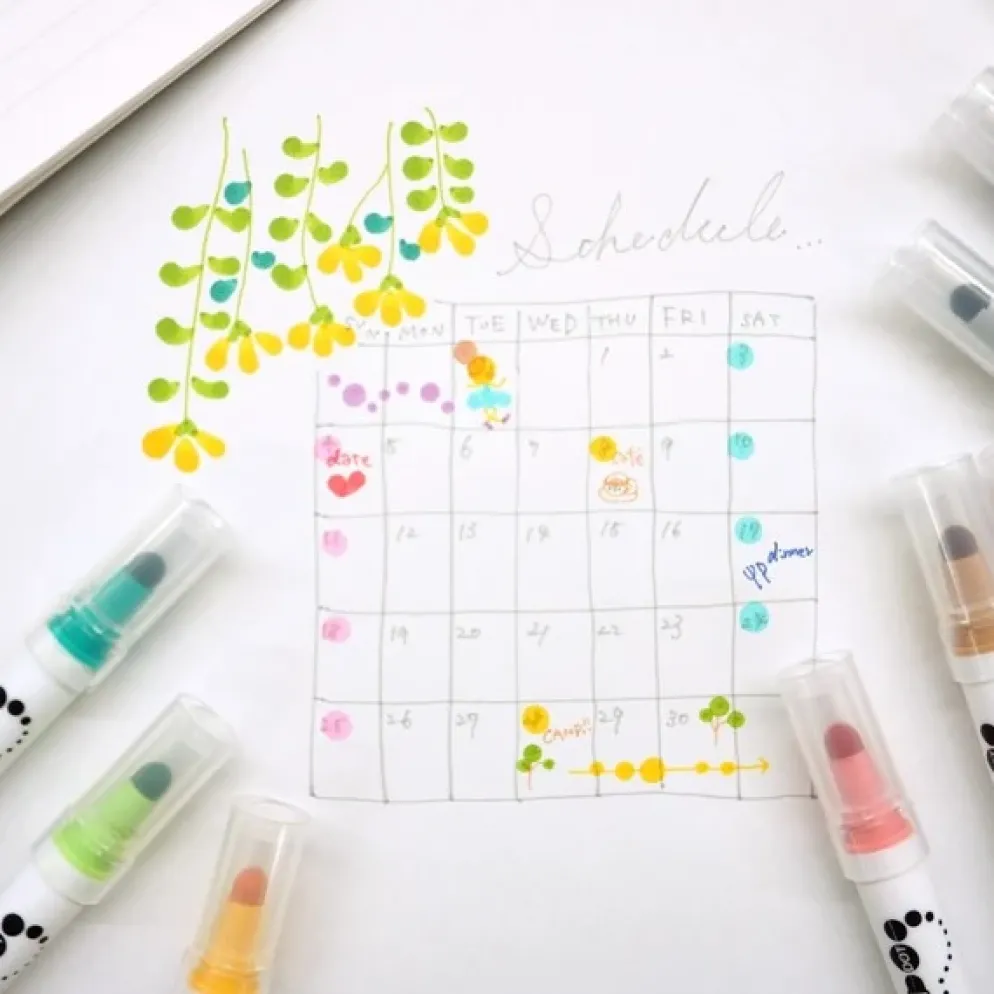 Kuretake ZIG Clean Color Dot Marker Pen (Set of 12)
