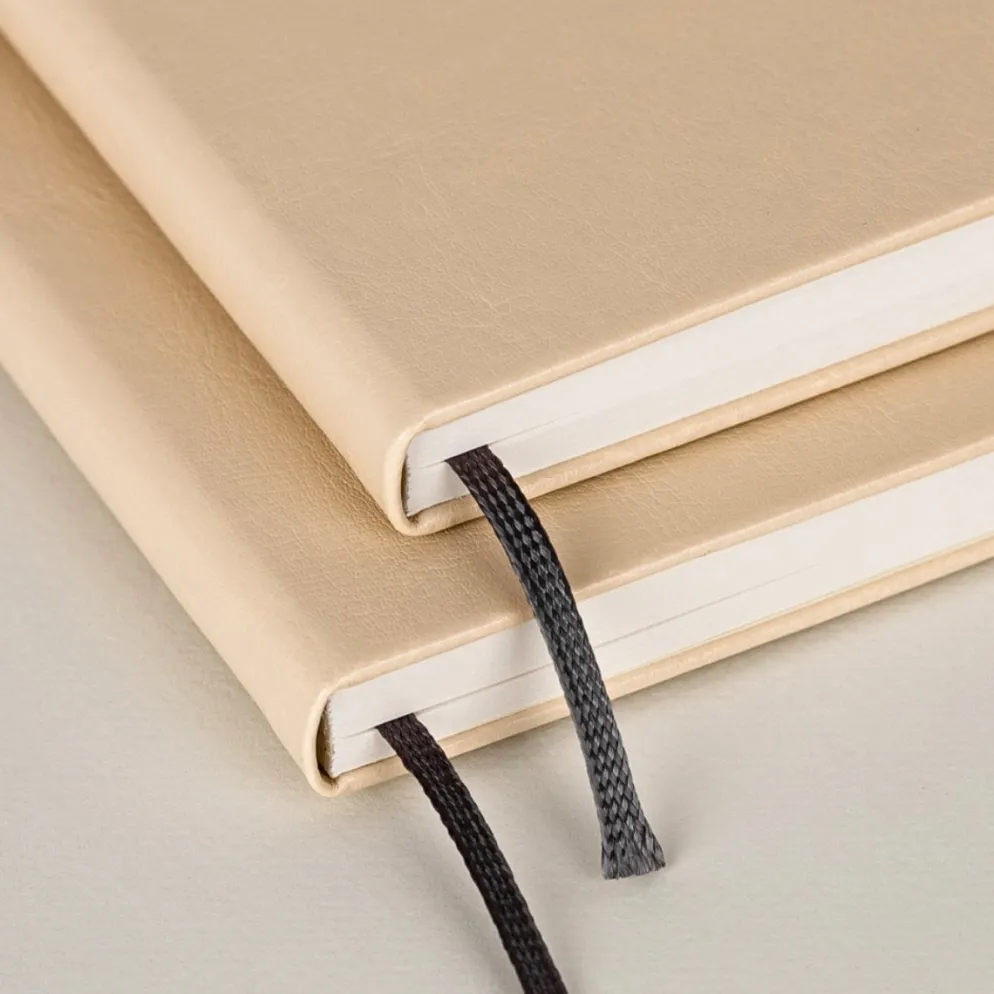 Livework Moment Large Notebook Ver. 5 – Plain