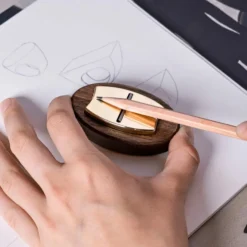 Makers Cabinet Høvel Pencil Plane – Brass Adjustable Sharpener