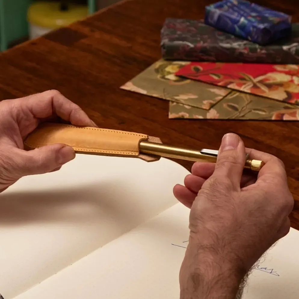 Makers Cabinet Lazlo & Ferrule Sheath – Leather Slim Protection