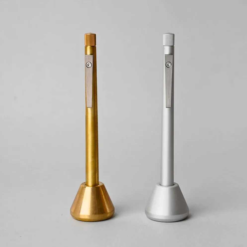 Makers Cabinet Lazlo Drop Stand – Brass or Aluminium, Elegant Desk Display