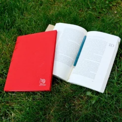 Takeo Dressco Cloth Notebook – Conqueror Paper