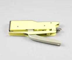 Zenith Stapler 548-E Pastel Yellow